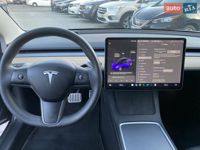 Серый Тесла Модель 3, объемом двигателя 0 л и пробегом 50 тыс. км за 26000 $, фото 3 на Automoto.ua