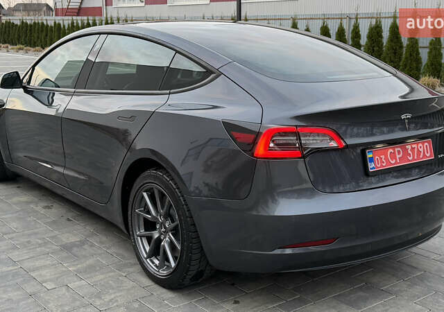 Сірий Тесла Модель 3, об'ємом двигуна 0 л та пробігом 79 тис. км за 19400 $, фото 41 на Automoto.ua