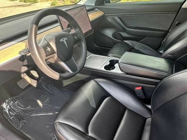 Тесла Модель 3 2021 у Києві на Automoto.ua Сірий Тесла Модель 3, об'ємом двигуна 0 л та пробігом 15 тис. км за 13000 $, фото 9 на Automoto.ua