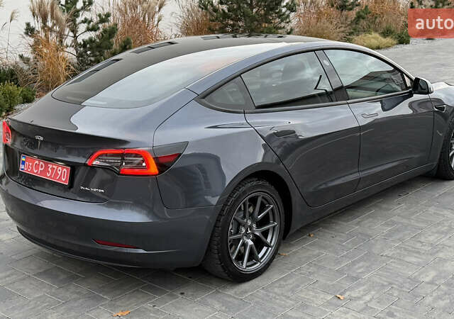 Сірий Тесла Модель 3, об'ємом двигуна 0 л та пробігом 79 тис. км за 19400 $, фото 39 на Automoto.ua