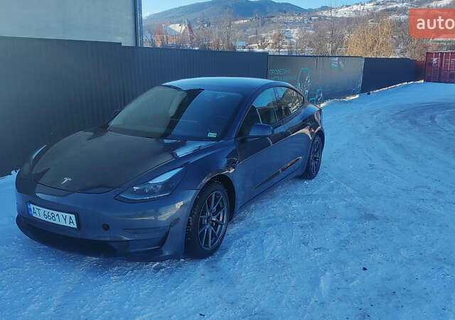 Серый Тесла Модель 3, объемом двигателя 0 л и пробегом 225 тыс. км за 17200 $, фото 4 на Automoto.ua