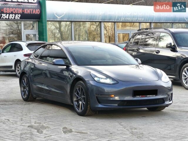 Серый Тесла Модель 3, объемом двигателя 0 л и пробегом 96 тыс. км за 17600 $, фото 4 на Automoto.ua