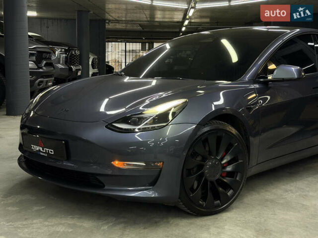 Серый Тесла Модель 3, объемом двигателя 0 л и пробегом 54 тыс. км за 24900 $, фото 8 на Automoto.ua