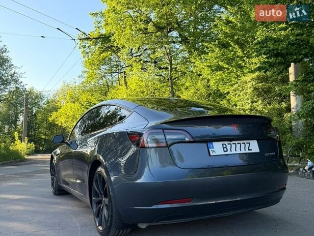 Серый Тесла Модель 3, объемом двигателя 0 л и пробегом 82 тыс. км за 21950 $, фото 10 на Automoto.ua