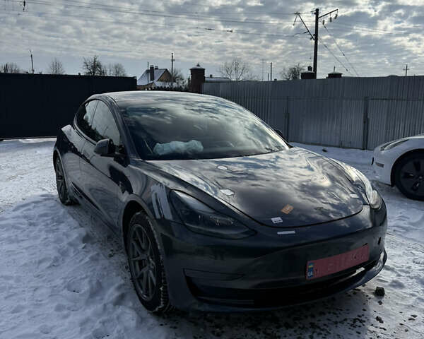 Серый Тесла Модель 3, объемом двигателя 0 л и пробегом 113 тыс. км за 13500 $, фото 1 на Automoto.ua