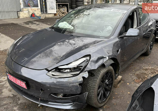 Сірий Тесла Модель 3, об'ємом двигуна 0 л та пробігом 57 тис. км за 13900 $, фото 3 на Automoto.ua