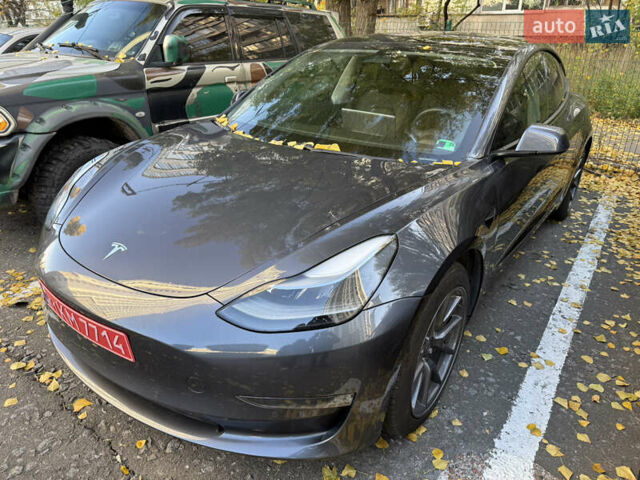 Сірий Тесла Модель 3, об'ємом двигуна 0 л та пробігом 56 тис. км за 28000 $, фото 2 на Automoto.ua