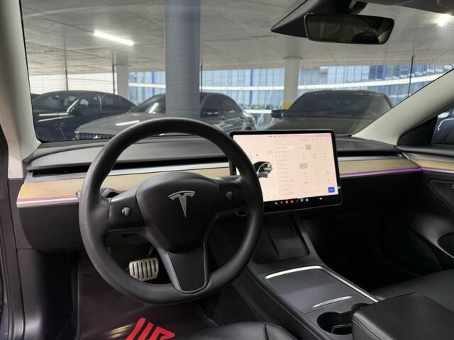 Серый Тесла Модель 3, объемом двигателя 0 л и пробегом 54 тыс. км за 24900 $, фото 19 на Automoto.ua
