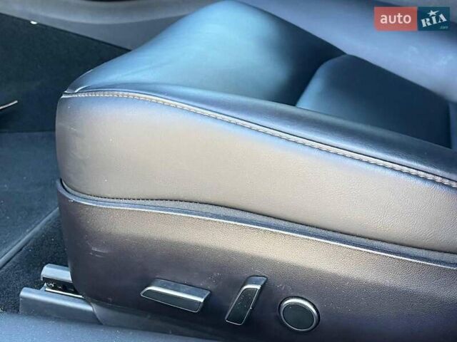 Сірий Тесла Модель 3, об'ємом двигуна 0 л та пробігом 16 тис. км за 28490 $, фото 23 на Automoto.ua