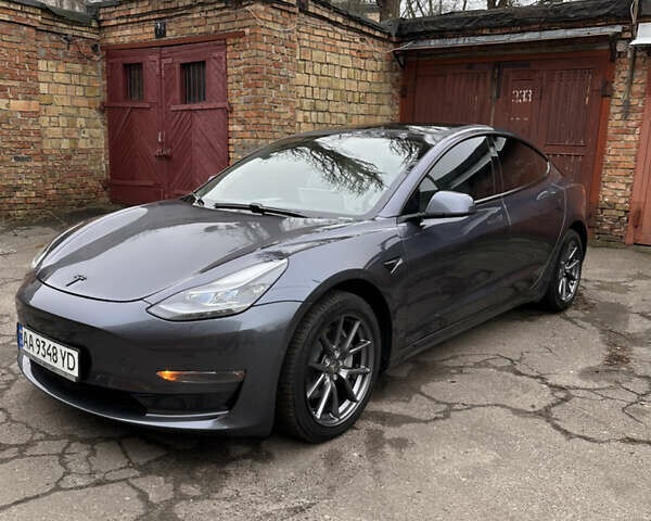 Серый Тесла Модель 3, объемом двигателя 0 л и пробегом 36 тыс. км за 25400 $, фото 6 на Automoto.ua