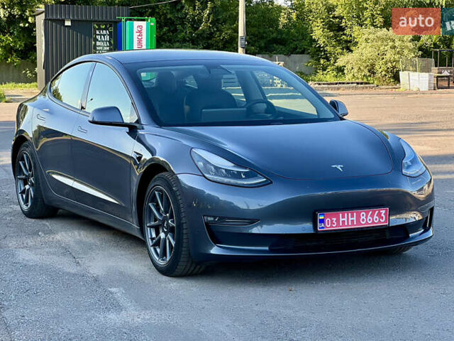 Серый Тесла Модель 3, объемом двигателя 0 л и пробегом 51 тыс. км за 20800 $, фото 1 на Automoto.ua