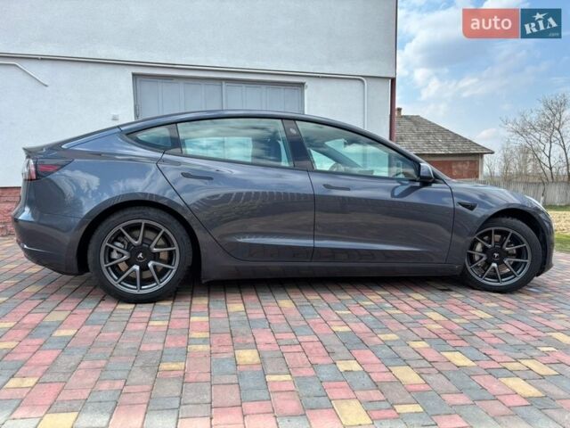 Серый Тесла Модель 3, объемом двигателя 0 л и пробегом 85 тыс. км за 17000 $, фото 6 на Automoto.ua