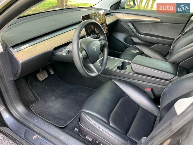 Сірий Тесла Модель 3, об'ємом двигуна 0 л та пробігом 119 тис. км за 20500 $, фото 6 на Automoto.ua