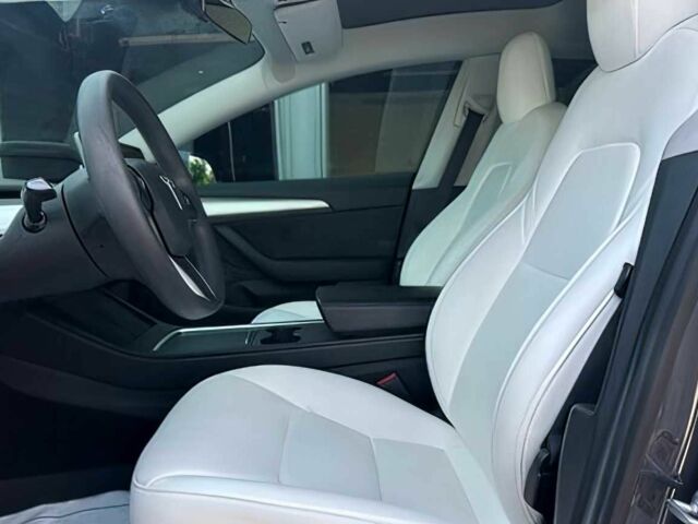 Сірий Тесла Модель 3, об'ємом двигуна 0 л та пробігом 37 тис. км за 9800 $, фото 8 на Automoto.ua