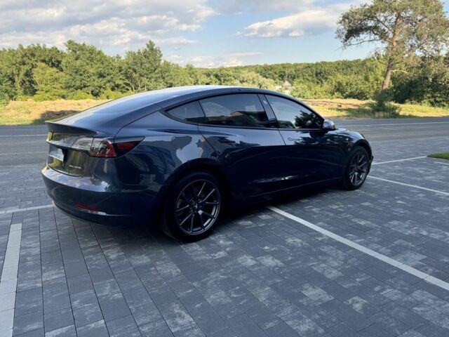 Сірий Тесла Модель 3, об'ємом двигуна 0 л та пробігом 75 тис. км за 22000 $, фото 7 на Automoto.ua