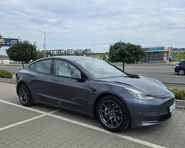 Серый Тесла Модель 3, объемом двигателя 0 л и пробегом 74 тыс. км за 20500 $, фото 5 на Automoto.ua