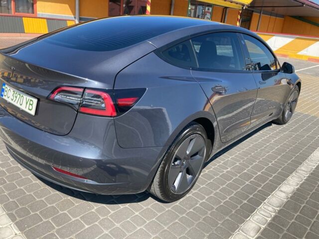 Сірий Тесла Модель 3, об'ємом двигуна 0 л та пробігом 84 тис. км за 22490 $, фото 3 на Automoto.ua