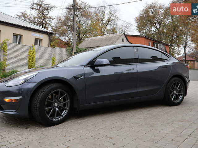 Сірий Тесла Модель 3, об'ємом двигуна 0 л та пробігом 100 тис. км за 20500 $, фото 3 на Automoto.ua