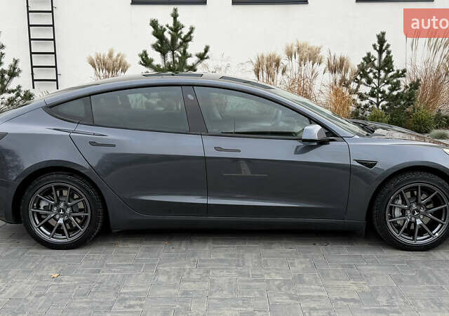 Сірий Тесла Модель 3, об'ємом двигуна 0 л та пробігом 79 тис. км за 19400 $, фото 37 на Automoto.ua