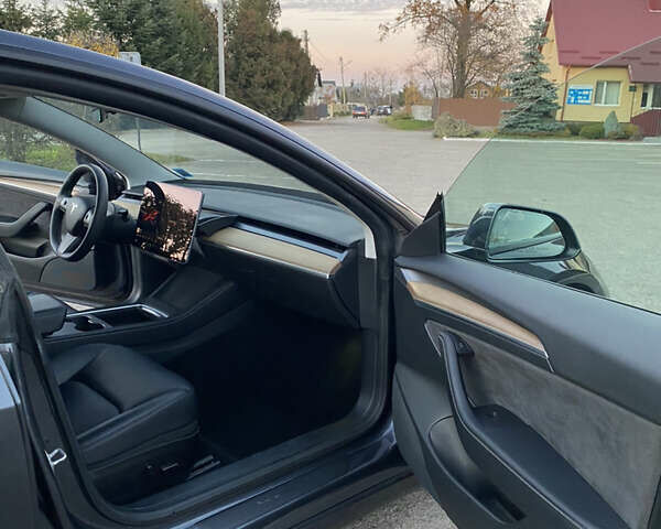 Сірий Тесла Модель 3, об'ємом двигуна 0 л та пробігом 98 тис. км за 19500 $, фото 40 на Automoto.ua