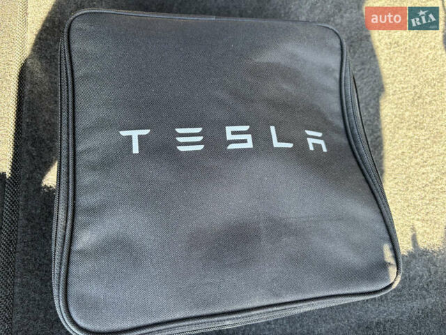Сірий Тесла Модель 3, об'ємом двигуна 0 л та пробігом 73 тис. км за 34900 $, фото 37 на Automoto.ua