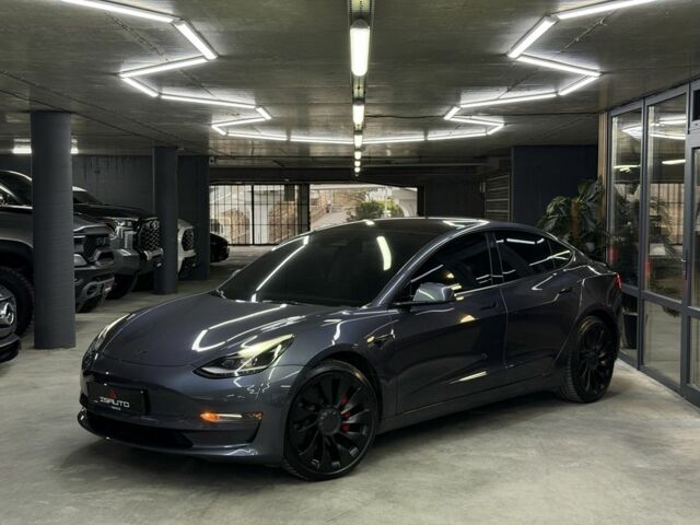 Серый Тесла Модель 3, объемом двигателя 0 л и пробегом 54 тыс. км за 24900 $, фото 4 на Automoto.ua