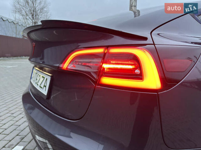 Сірий Тесла Модель 3, об'ємом двигуна 0 л та пробігом 95 тис. км за 21500 $, фото 21 на Automoto.ua