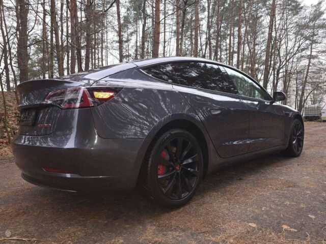 Тесла Модель 3 2021 у Києві на Automoto.ua Сірий Тесла Модель 3, об'ємом двигуна 0 л та пробігом 47 тис. км за 12500 $, фото 5 на Automoto.ua