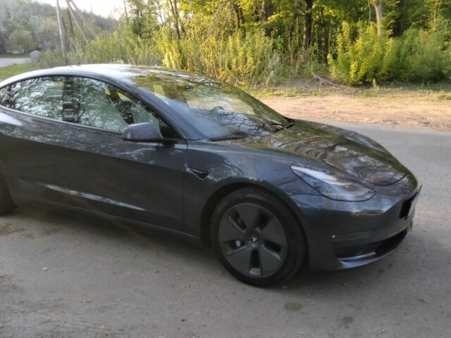 Серый Тесла Модель 3, объемом двигателя 0 л и пробегом 156 тыс. км за 17000 $, фото 2 на Automoto.ua