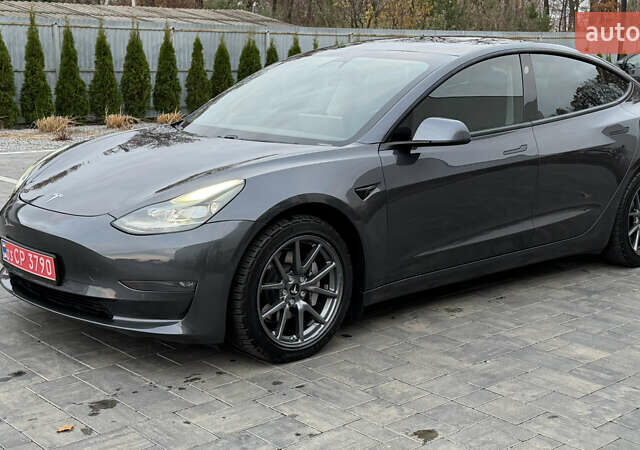 Сірий Тесла Модель 3, об'ємом двигуна 0 л та пробігом 79 тис. км за 19400 $, фото 44 на Automoto.ua