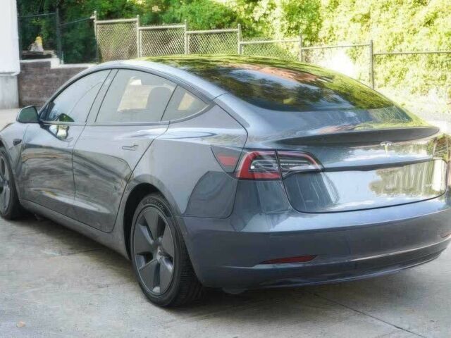 Сірий Тесла Модель 3, об'ємом двигуна 0 л та пробігом 24 тис. км за 28000 $, фото 2 на Automoto.ua