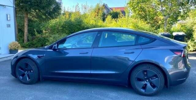 Сірий Тесла Модель 3, об'ємом двигуна 0 л та пробігом 55 тис. км за 10800 $, фото 1 на Automoto.ua