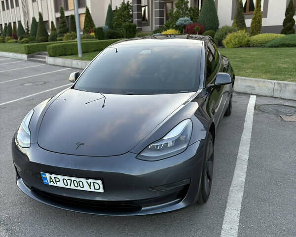 Серый Тесла Модель 3, объемом двигателя 0 л и пробегом 117 тыс. км за 23999 $, фото 8 на Automoto.ua