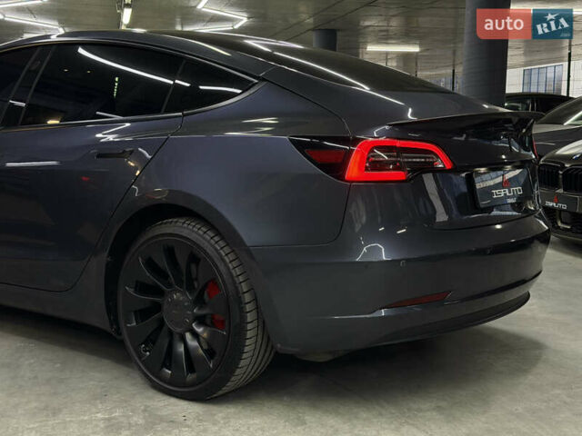 Серый Тесла Модель 3, объемом двигателя 0 л и пробегом 54 тыс. км за 24900 $, фото 12 на Automoto.ua