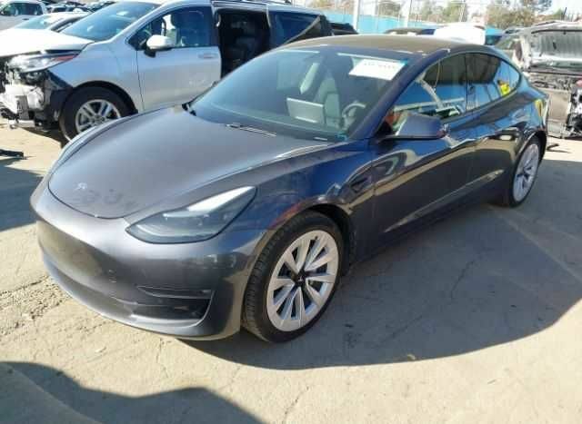 Сірий Тесла Модель 3, об'ємом двигуна 0 л та пробігом 70 тис. км за 9800 $, фото 2 на Automoto.ua
