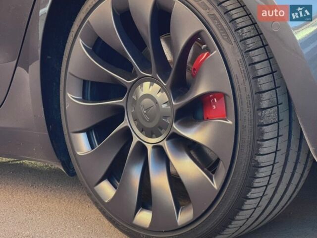 Сірий Тесла Модель 3, об'ємом двигуна 0 л та пробігом 52 тис. км за 22400 $, фото 11 на Automoto.ua