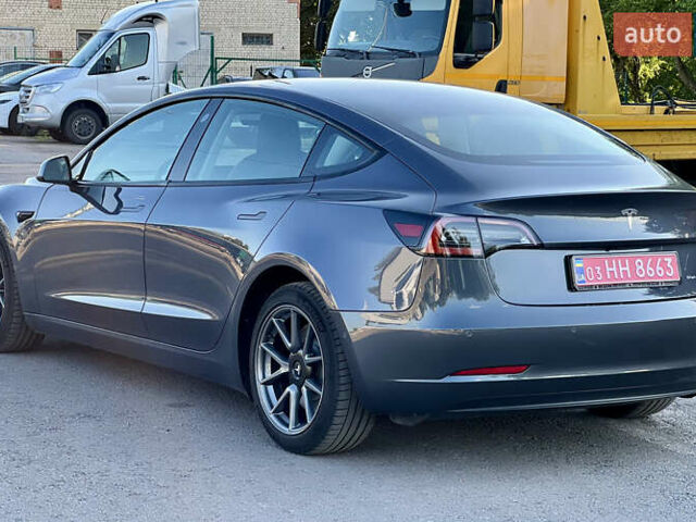 Серый Тесла Модель 3, объемом двигателя 0 л и пробегом 51 тыс. км за 20800 $, фото 16 на Automoto.ua