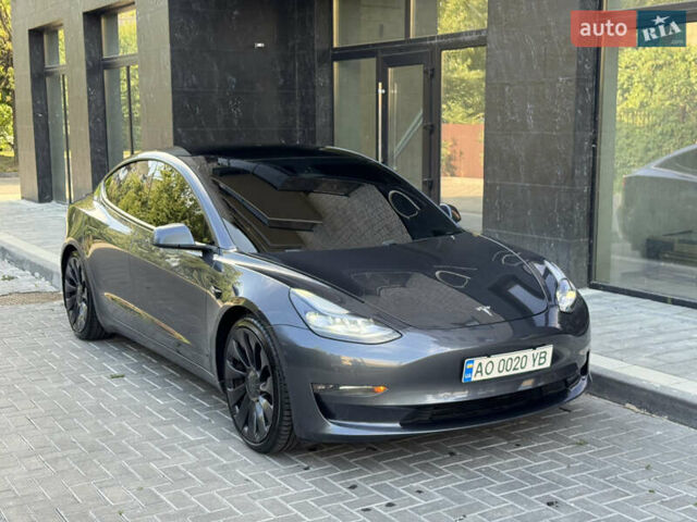 Сірий Тесла Модель 3, об'ємом двигуна 0 л та пробігом 70 тис. км за 23500 $, фото 18 на Automoto.ua