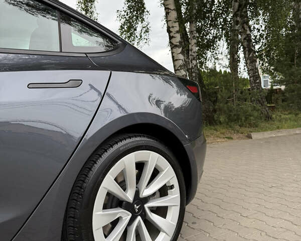 Сірий Тесла Модель 3, об'ємом двигуна 0 л та пробігом 127 тис. км за 20499 $, фото 29 на Automoto.ua