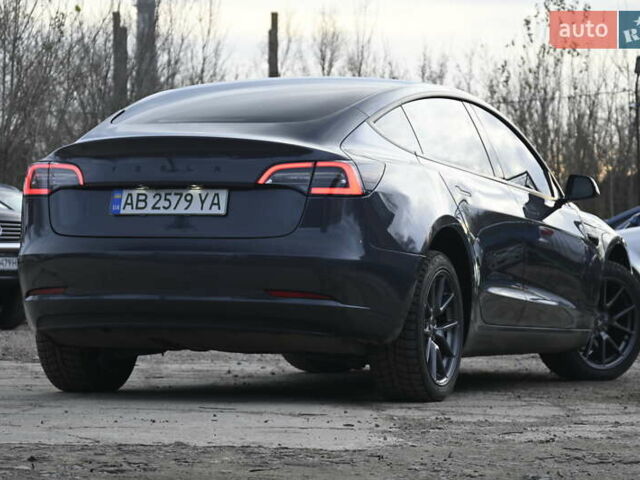 Серый Тесла Модель 3, объемом двигателя 0 л и пробегом 84 тыс. км за 22500 $, фото 16 на Automoto.ua