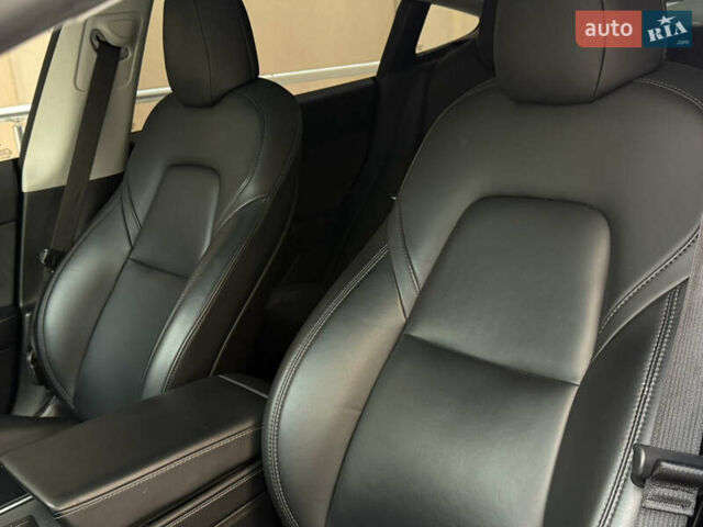 Сірий Тесла Модель 3, об'ємом двигуна 0 л та пробігом 80 тис. км за 18600 $, фото 22 на Automoto.ua