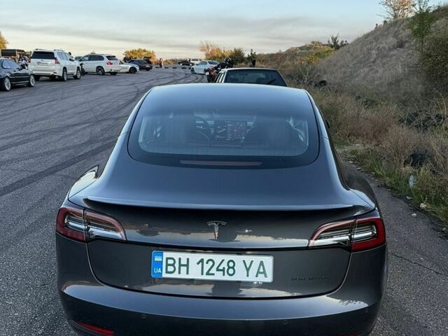 Сірий Тесла Модель 3, об'ємом двигуна 0 л та пробігом 86 тис. км за 24500 $, фото 2 на Automoto.ua