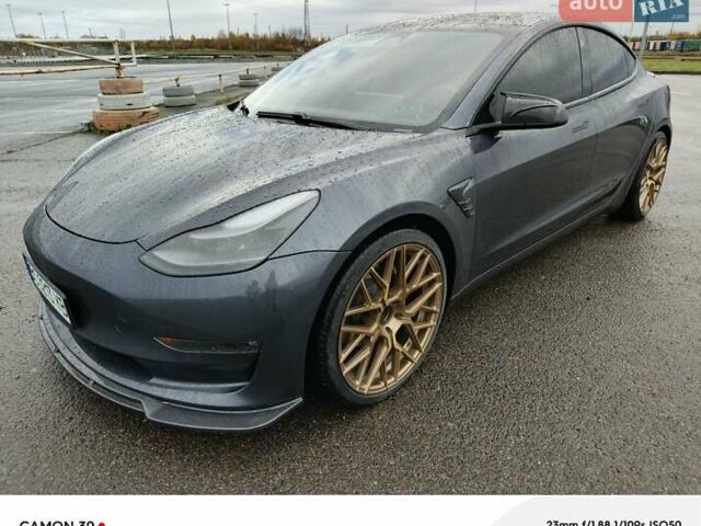 Серый Тесла Модель 3, объемом двигателя 0 л и пробегом 46 тыс. км за 18200 $, фото 1 на Automoto.ua