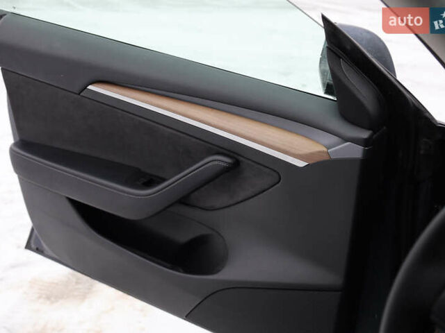 Сірий Тесла Модель 3, об'ємом двигуна 0 л та пробігом 98 тис. км за 23500 $, фото 73 на Automoto.ua