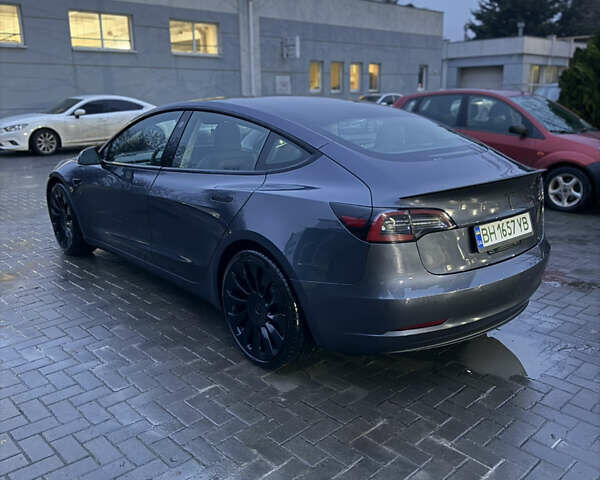 Серый Тесла Модель 3, объемом двигателя 0 л и пробегом 67 тыс. км за 18200 $, фото 4 на Automoto.ua