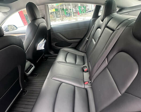 Сірий Тесла Модель 3, об'ємом двигуна 0 л та пробігом 38 тис. км за 24400 $, фото 9 на Automoto.ua