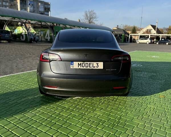 Сірий Тесла Модель 3, об'ємом двигуна 0 л та пробігом 69 тис. км за 23900 $, фото 8 на Automoto.ua