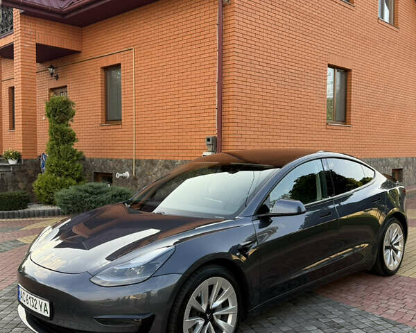 Сірий Тесла Модель 3, об'ємом двигуна 0 л та пробігом 53 тис. км за 20900 $, фото 1 на Automoto.ua