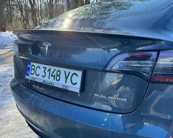 Серый Тесла Модель 3, объемом двигателя 0 л и пробегом 51 тыс. км за 24700 $, фото 7 на Automoto.ua