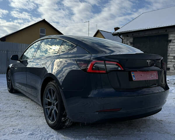 Серый Тесла Модель 3, объемом двигателя 0 л и пробегом 113 тыс. км за 13500 $, фото 25 на Automoto.ua